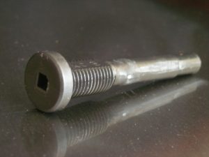 1 595 446